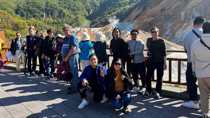 Lake Toya & Noboribetsu Full-Day Local Food Experience - Guides, transport and the rhythm of the day
