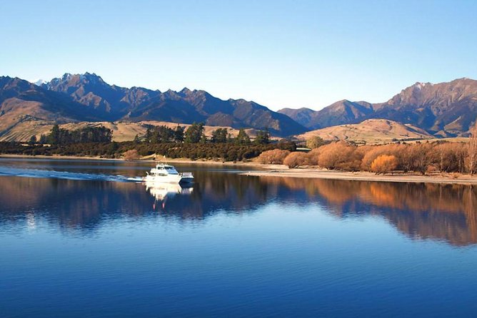 Lake Wanaka 1-Hour Cruise Including Wine and Cheese Board - Scenic Spots and Route