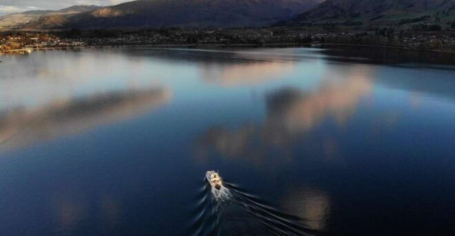 Lake Wanaka Happy Hour Cruise - Picturesque Location and Important Information