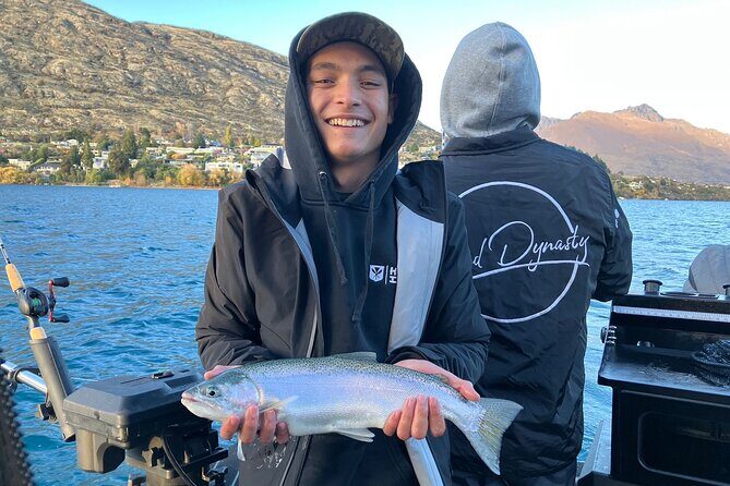 Lake Wnaka: 6 hour Fishing Adventure by Boat - FAQs