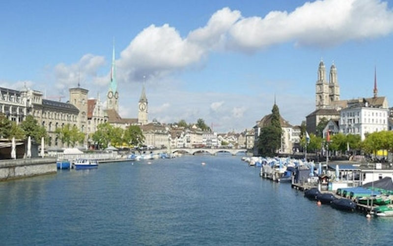 Lake Zurich Relaxing Sightseeing Cruise Experience - Should you book this Lake Zurich cruise?