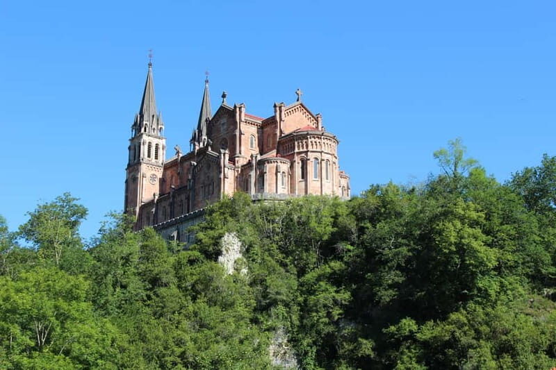 Lakes of Covadonga and Sanctuary of Covadonga: Guided and interpreted tour - FAQs