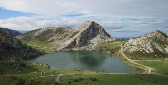 Lakes of Covadonga: Mountain Route for All Audiences - Frequently Asked Questions