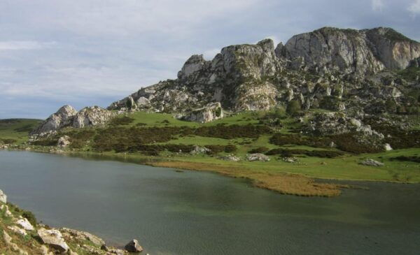 Lakes of Covadonga: Mountain Route for All Audiences - Frequently Asked Questions