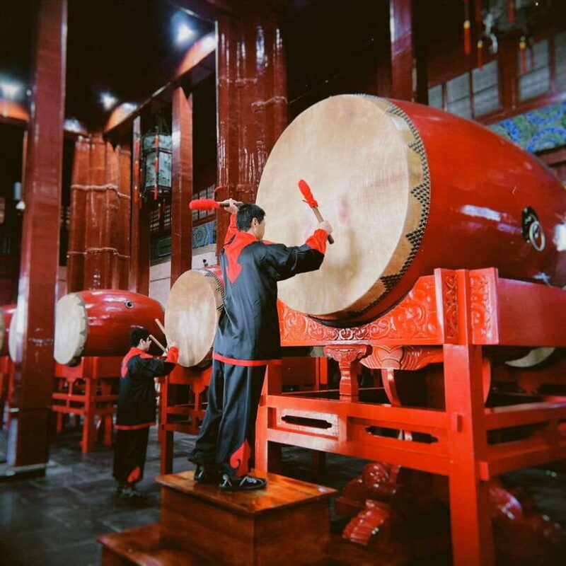 Lama Temple Tour with Tickets: Beijing's Hidden Sacred World - Good To Know