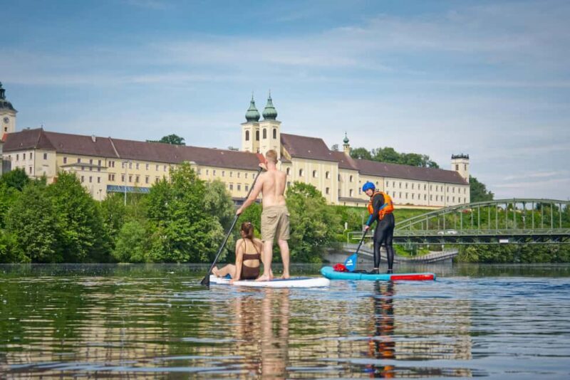 Lambach: Guided SUP & kayak tour through the Natura 2000 area Traun - An In-Depth Look at the Experience