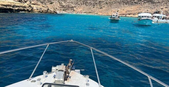 Lampedusa: Elegant Day Boat Tour With Lunch on Board - Booking Information