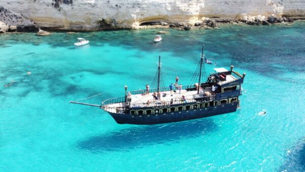 Lampedusa: Pirate Ship Boat Tour With Lunch and Music - The Sum Up