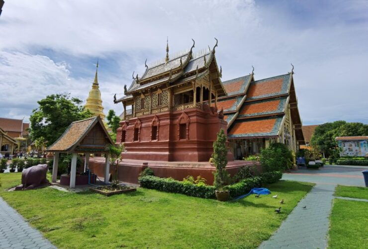 Lamphun : the Begining of Civilization in North of Thailand. - Architectural Wonders of Lamphun