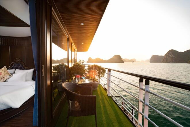Lan Ha Bay: 2 Days 1 Night Luxury Cruise, Swimming, Kayaking - Customer Reviews