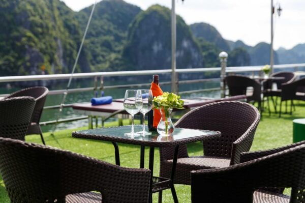 Lan Ha Bay 2-Days in Less Tourist Area (Nb - Cruise - Hanoi) - Contact and Transportation Details