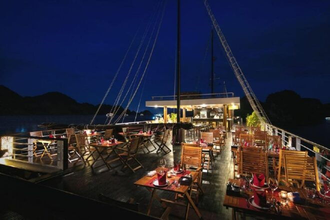 Lan Ha Bay Cruise 4 Star 2 Day 1 Night - Dining Experiences