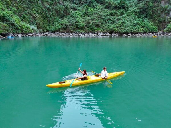 Lan Ha Bay From Cat Ba Island: Cruise and Kayak Tour - What to Bring