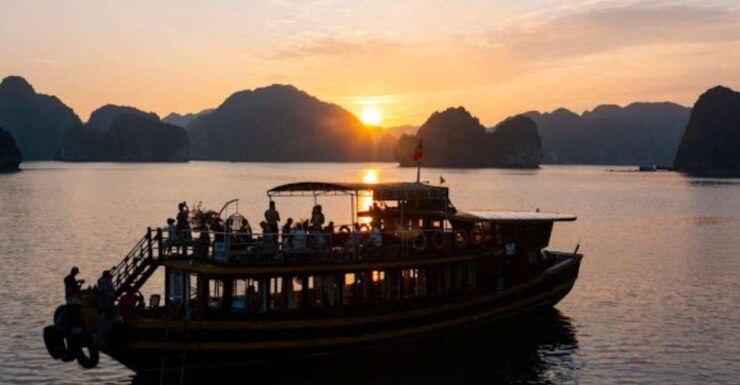 Lan Ha Bay - Ha Long Bay Boat Tour,kayak,snorkel,Caves - Good To Know