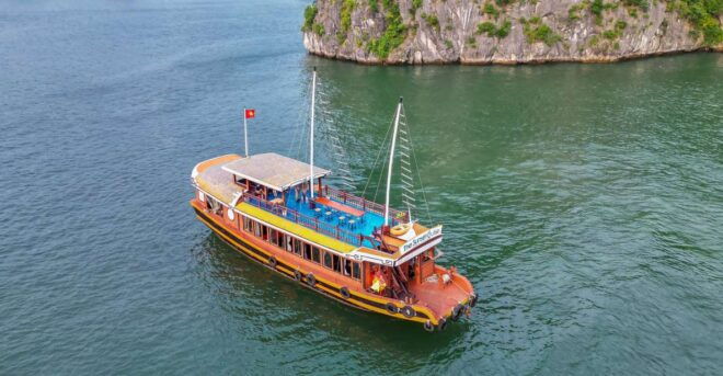 Lan Ha Bay - Kayaking 1 Day on Cruise - Kayaking Activity Highlights