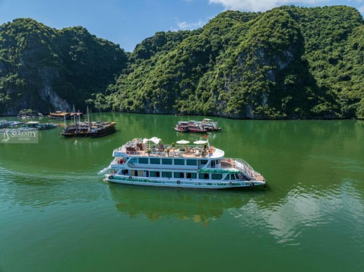 Lan Ha Bay Luxury Cruise 6 Hours Trip, Kayaking, Bike, Swim - Luxury Features and Amenities
