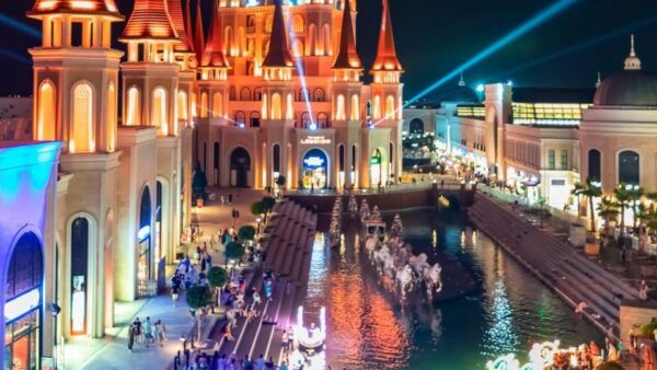 Land of Legends Night Show With Transfer and Shopping - Customer Feedback