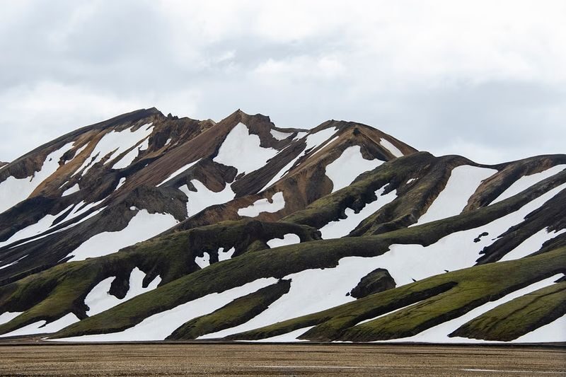 Landmannalaugar hiking, nature bath and Haifoss day tour - Four hours to walk at Landmannalaugar