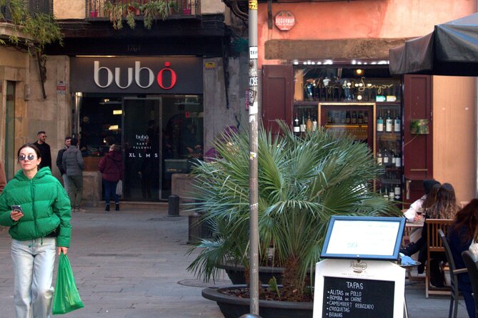 Landmarks and Legends of El Born: A Self-Guided Audio Tour - Common Questions