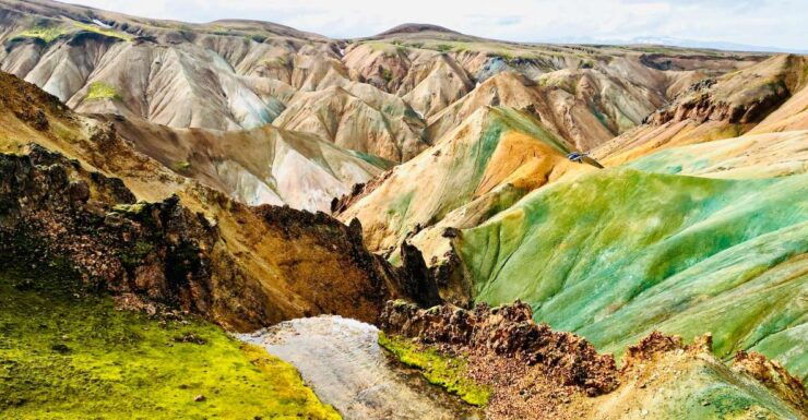Landmarks From Above: Helicopter Tour With Geothermal Bath - Tour Overview