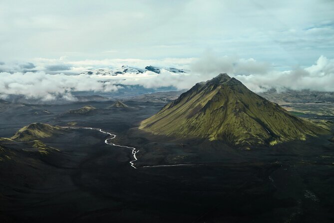 Landmarks From Above: Helicopter Tour With Geothermal Bath - Helicopter Tour Overview