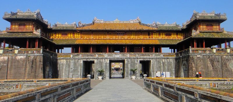 Lang Co Bay & Hue City Full Day Tour - At a glance