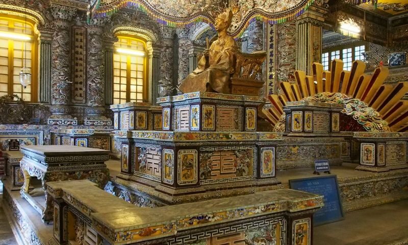 Lang Co Bay & Hue City Full Day Tour - Khai Dinh Tomb’s East-meets-West design