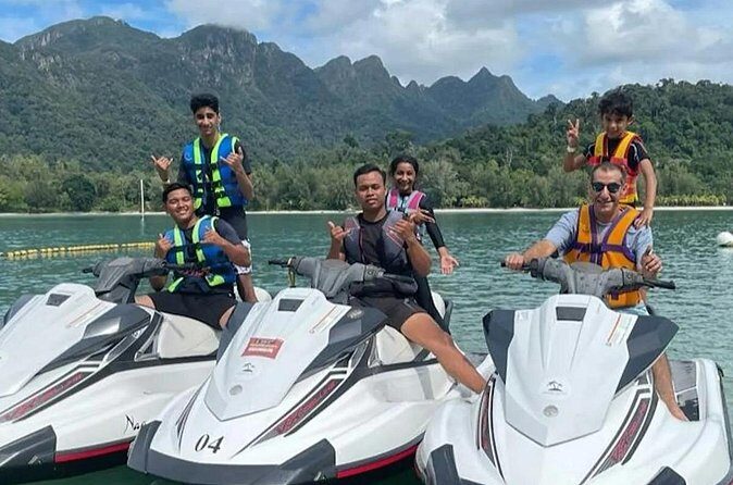 Langkawi Adrenaline Rush: Parasailing And Jet Ski Combo - Who Will Love This Tour?
