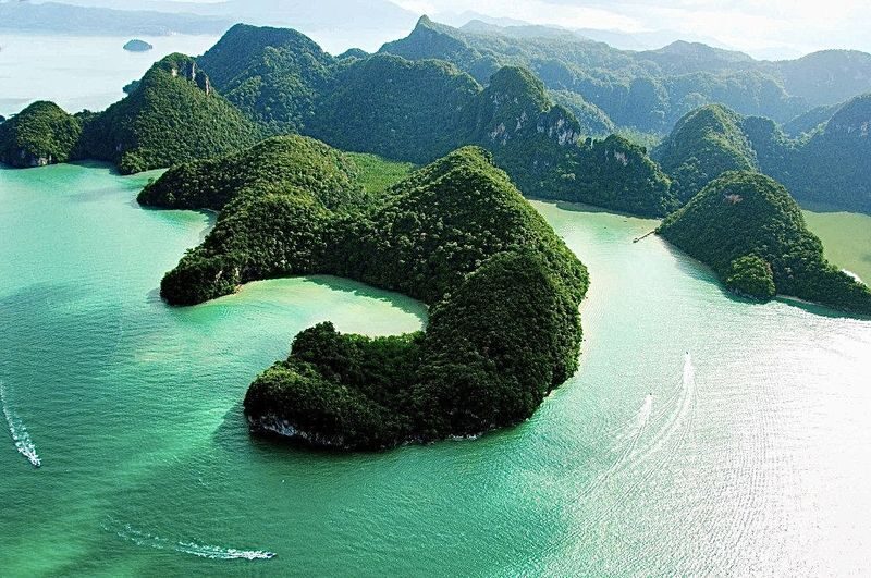 Langkawi Island Hopping Half-Day Cruise Experience - What a half-day on the water feels like
