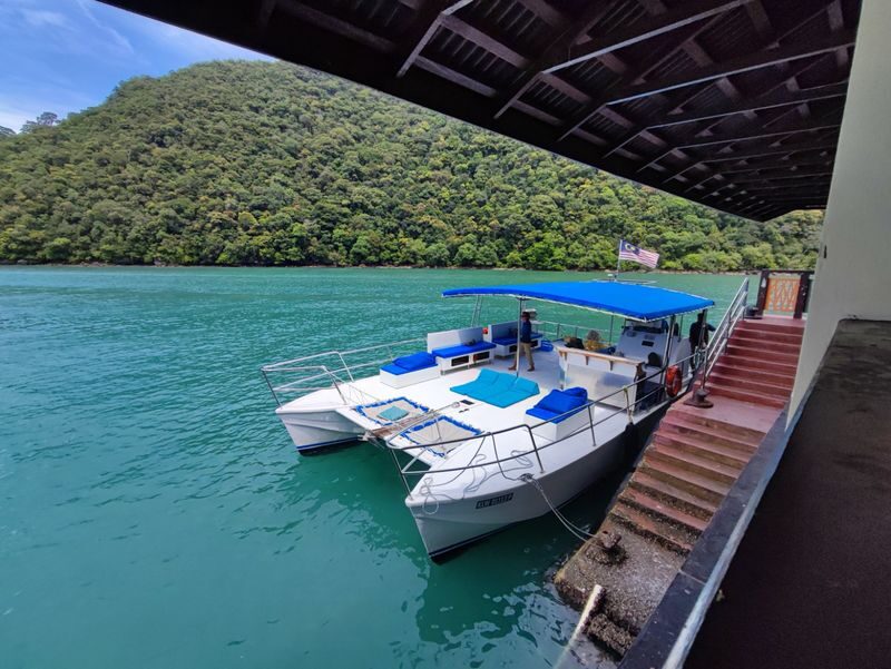 Langkawi Island Hopping Half-Day Cruise Experience - Dayang Bunting and its freshwater lake
