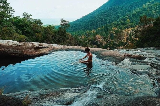 Langkawi Myth & Legend Tour MahsuriTomb TelagaTujuh BerasTerbakar - Telaga Tujuh Waterfall Exploration