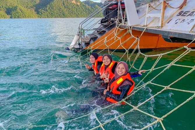 Langkawi Sunset Cruise - Cruise Experience