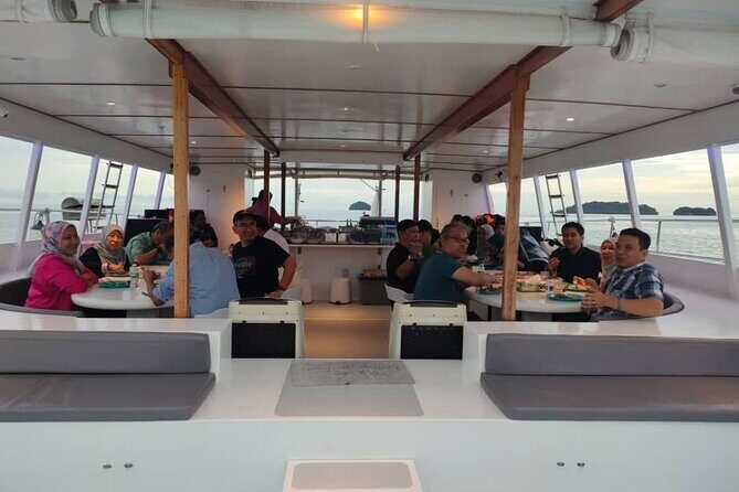 Langkawi Sunset Cruise with Buffet Dinner Jacuzzi & Hotel Pick up - Authentic Insights from Reviews