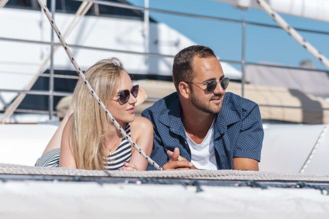 Lanzarote: Adults-Only Sailing Trip to Papagayo With Lunch - Relaxation and Entertainment on Board