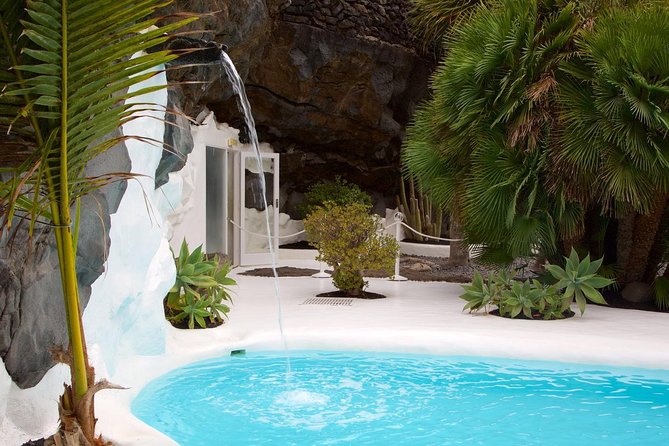 Lanzarote Cesar Manrique Excursion With Green Caves or Jameos Del Agua Entrance - Captivating Traveler Photos
