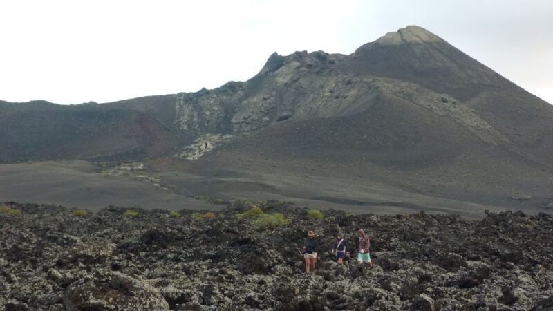 Lanzarote: Guided Volcano Hike With Transfers - Good To Know
