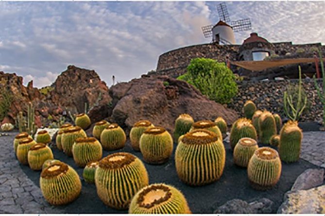 Lanzarote Highlights. Private Tour With Pickup (Price per Vehicle, Not P.P.) - Additional Reviews and Information