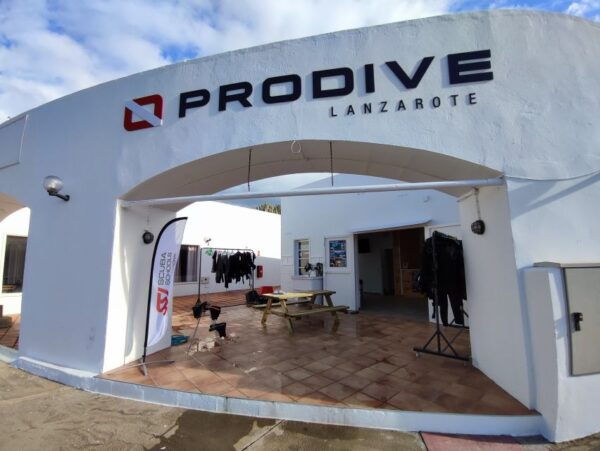 Lanzarote: Intro to Diving Experience for Beginners - Common Questions