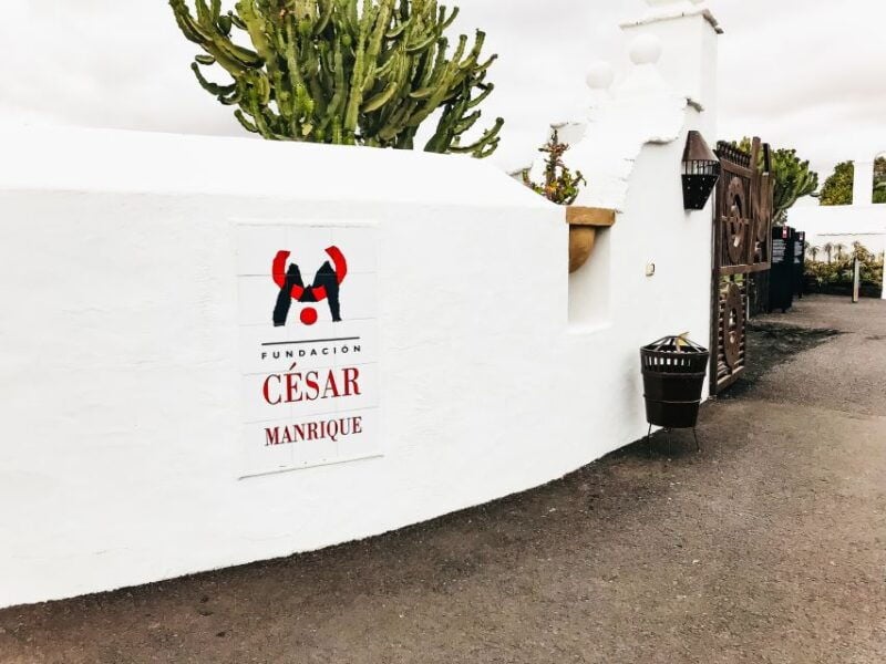 Lanzarote: Legacy of César Manrique Guided Tour - Tour Highlights and Itinerary