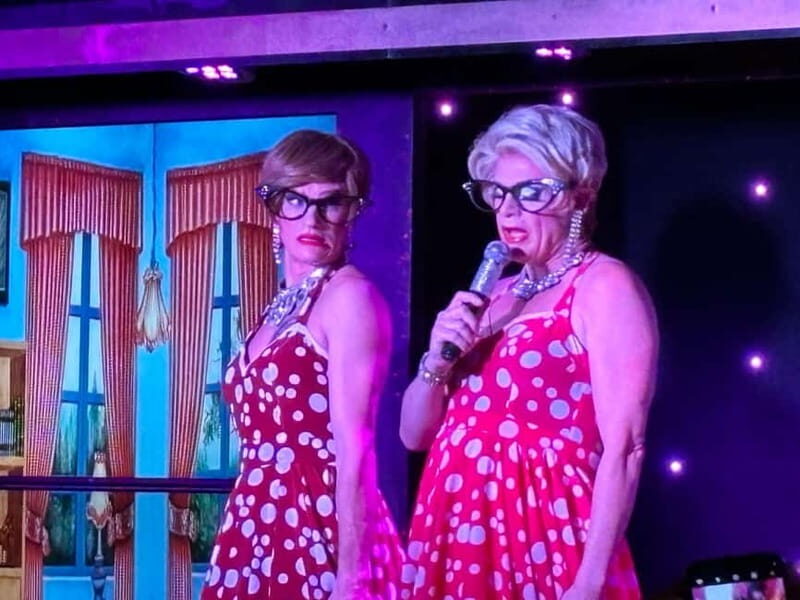 Lanzarote: MHT - Music Hall Tavern - Comedy Drag Dinner Show - Good To Know