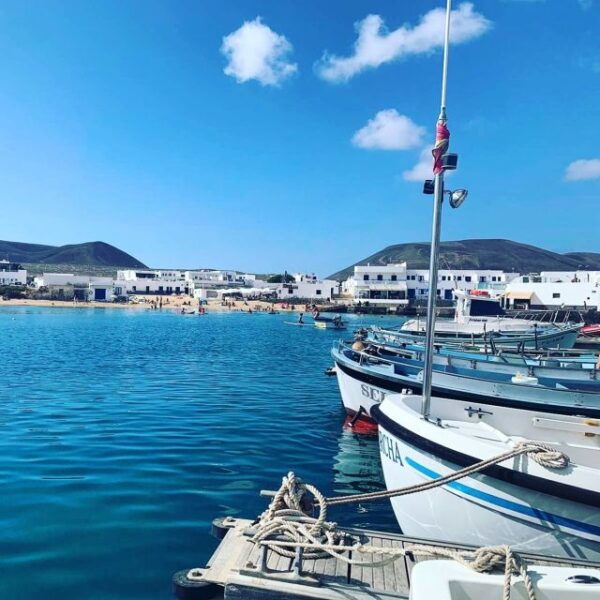 Lanzarote: Return Ferry to La Graciosa With Bus Pickup - The Sum Up