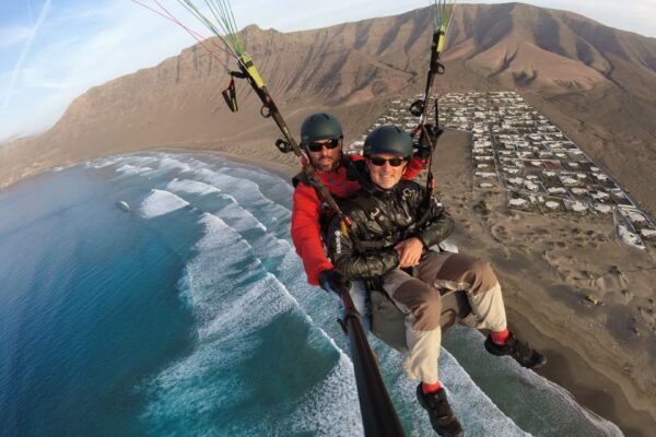 Lanzarote: Tandem Paragliding Flight Over Lanzarote - Common Questions