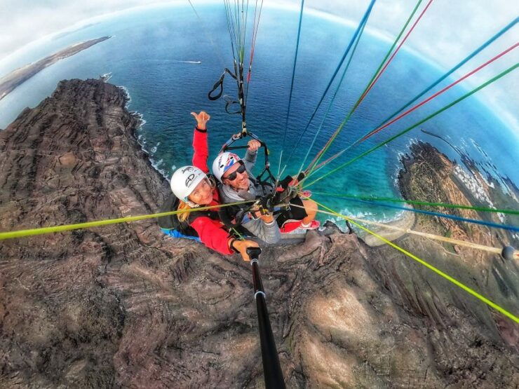 Lanzarote: Tandem Paragliding - About the Tandem Paragliding Activity