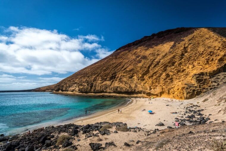 Lanzarote: the Graciosa Complete Jeep Tour With Beach Time - Traveler Insights and Recommendations