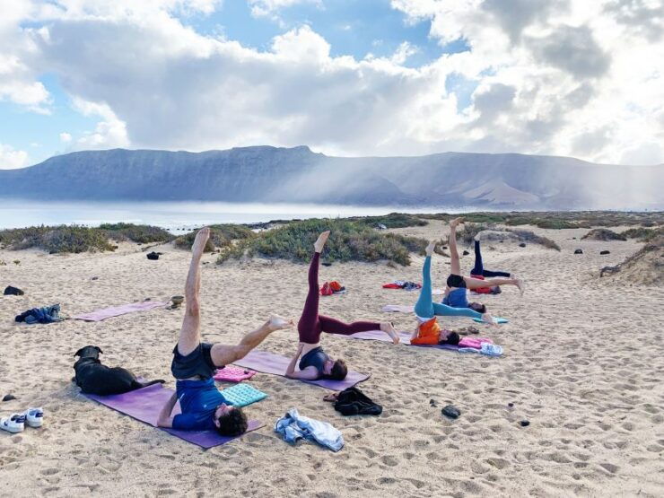 Lanzarote: Volcanic Yoga Session With Ocean Views - Experience of Yoga Among Volcanoes
