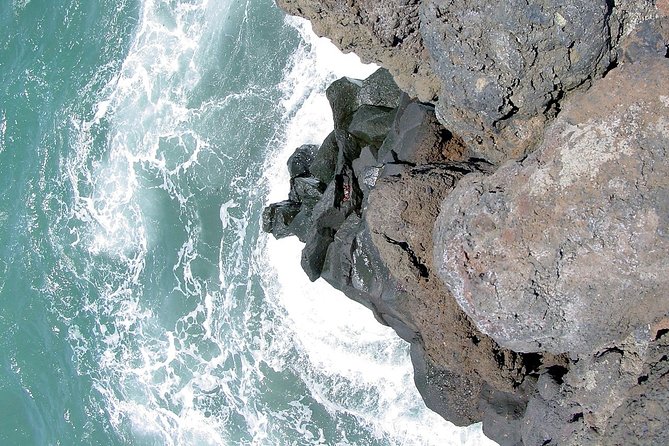 Lanzarote Volcano and Wine Region Tour From Fuerteventura - The Sum Up