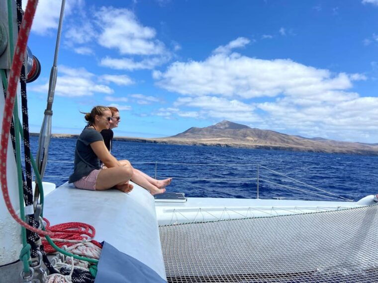 Lanzarote: Whale and Dolphin Watching Eco-Friendly Catamaran - Meeting Point and Accessibility