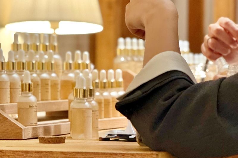 LAoC Jamsil: Signature Perfume Making Class in a Vintage Studio - The studio, location, and pace