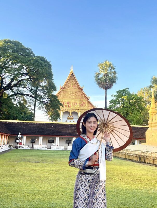 Laos Traditional Costume Photo Tour in Vientiane - Timing, comfort, and practical details