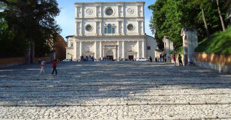 L'Aquila of the Mysteries: 3-Hour Walking Tour - Tour Overview